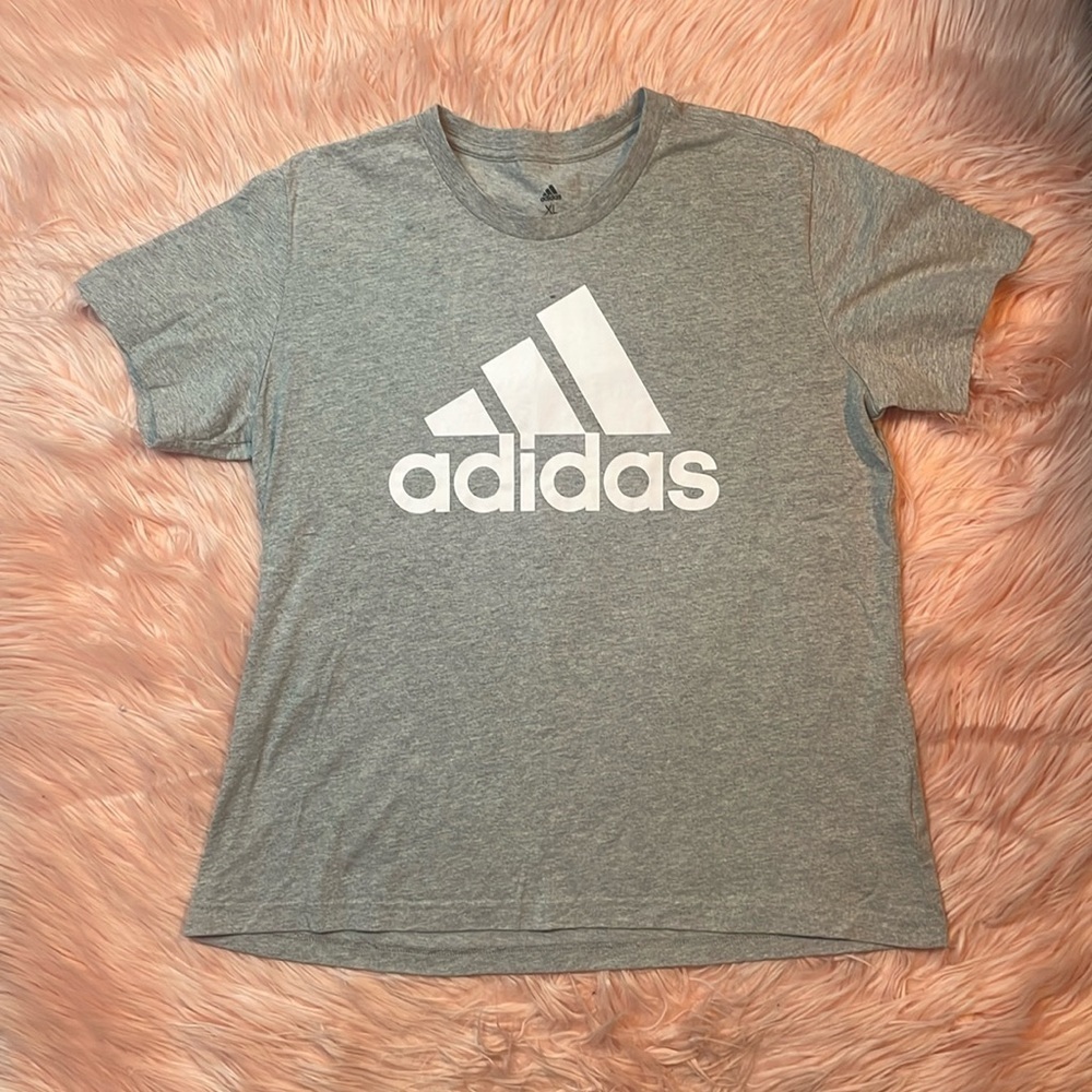 Adidas Gray Short Sleeve T Shirt‎ Size XL